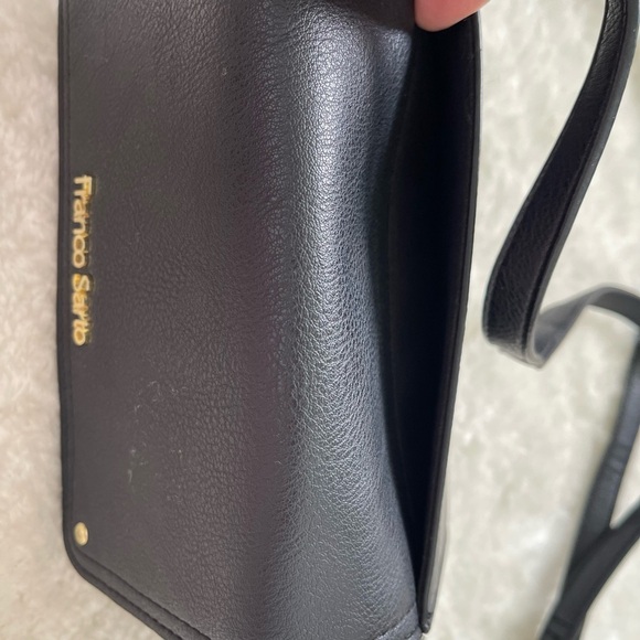 Franco Sarto Elegant Black Crossbody Bag - Picture 4 of 10